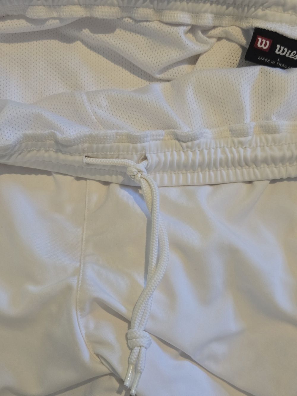 Wilson Men’s Court Tennis Shorts White Size Large Mesh Lining Deep Pockets EUC - Picture 11 of 11